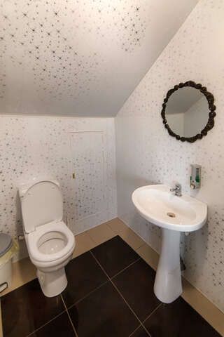 Гостиница Лабиринт Гороховец Двухместный номер с 2 отдельными кроватями и общим туалетом-3