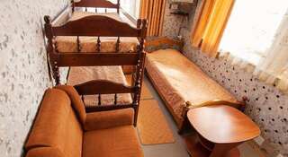 Гостиница Лабиринт Гороховец Бюджетный двухместный номер с 2 отдельными кроватями-1