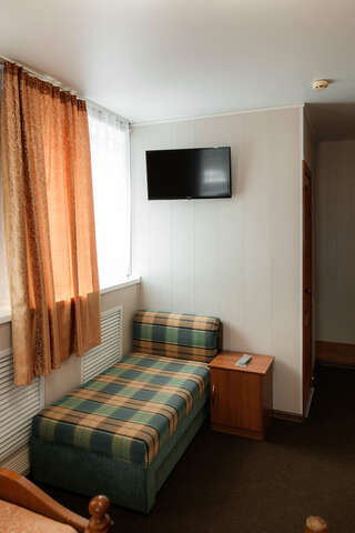 Гостиница Лабиринт Гороховец Трехместный номер-2