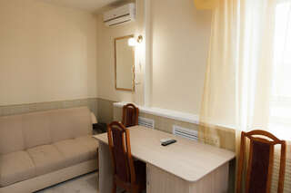 Гостиница Лабиринт Гороховец Трехместный номер Делюкс-2